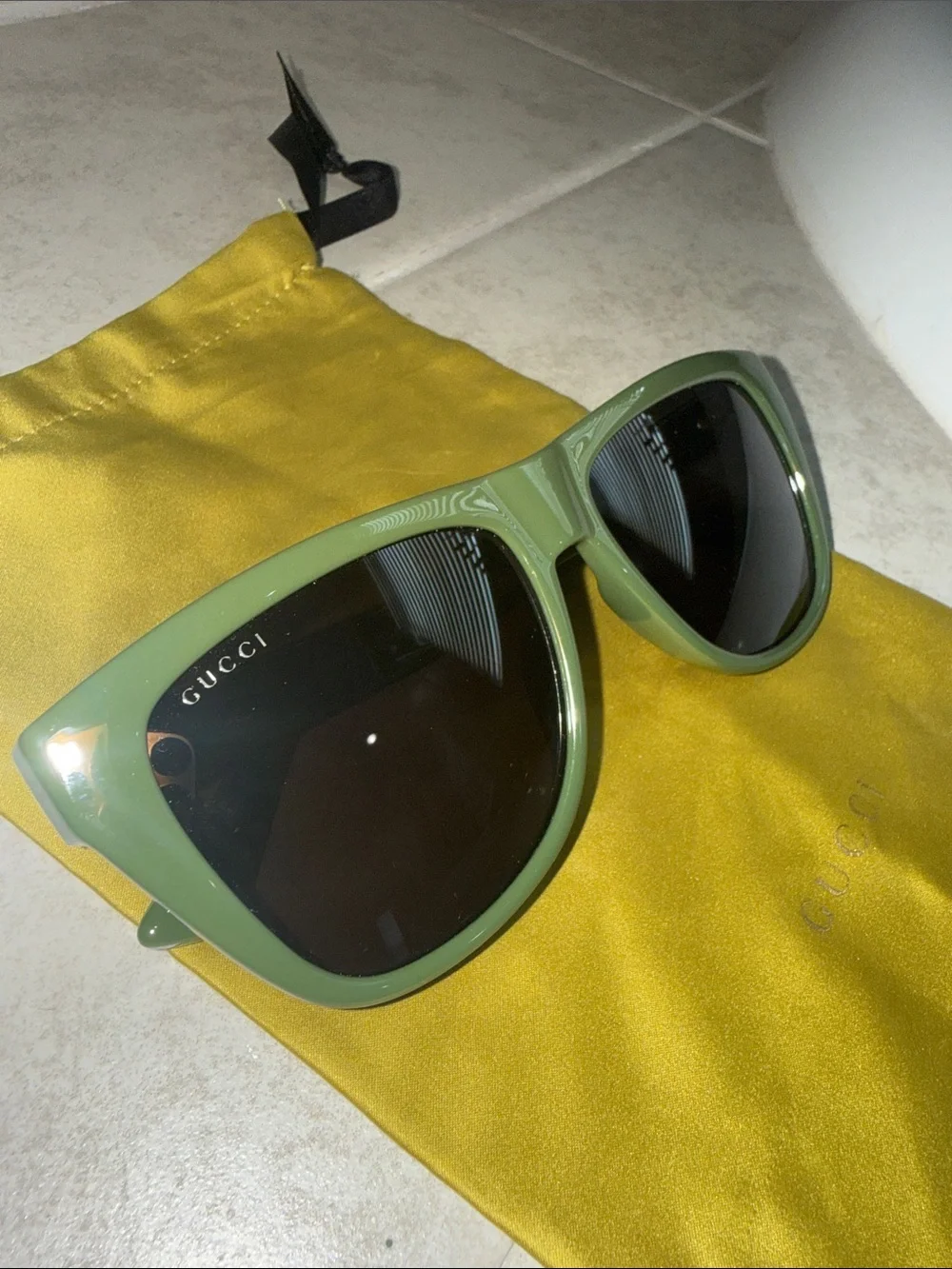 Gucci Authentic Dark Olive Green Sunglasses with Dark Lenses - Picture 4 of 10